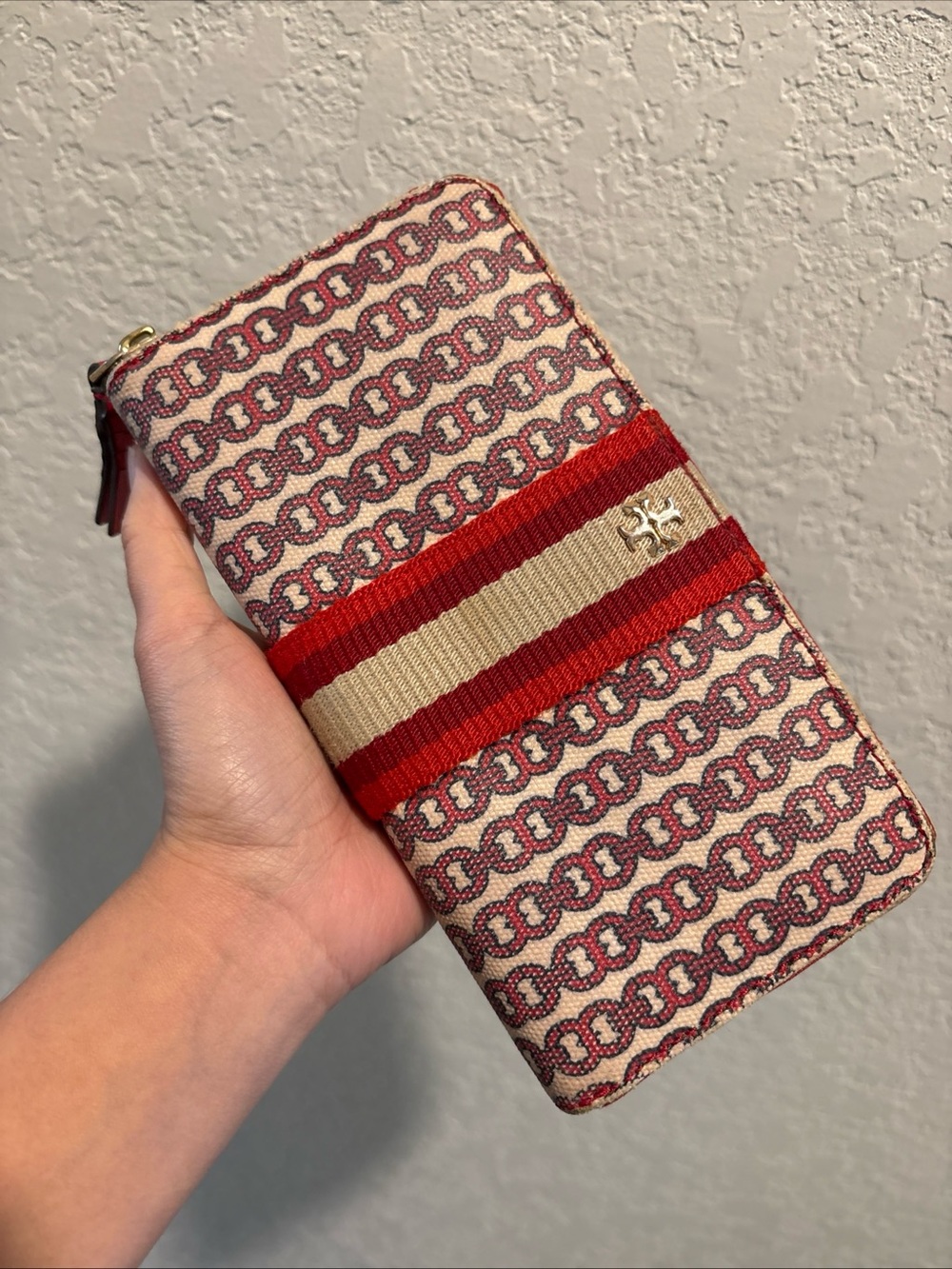 Tory Burch Striped Pattern Zip Wallet - Red & Cream - Picture 4 of 15